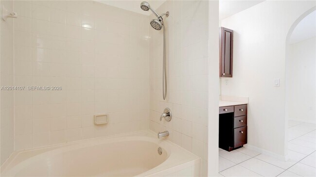 Building Photo - 6410 SW 112th Pl