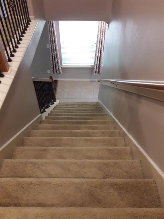 Building Photo - 14546 Bergenia Dr