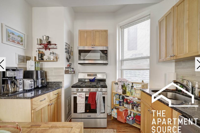 Building Photo - 2732 W Chicago Ave