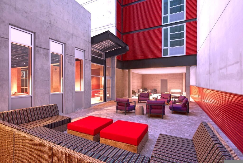 Building Photo - 1515 N Fremont St