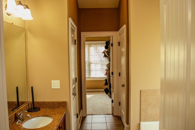 Building Photo - 1109 Norsworthy Ml