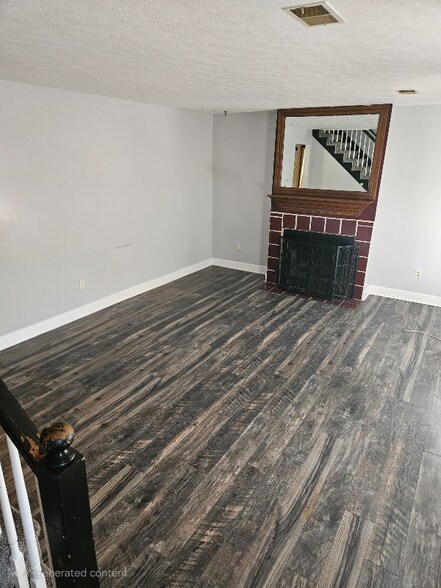Building Photo - 109 Arthur Ct
