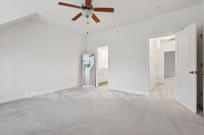 Building Photo - 103 Carrington Ln