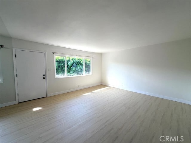 Building Photo - 11523 Menlo Ave