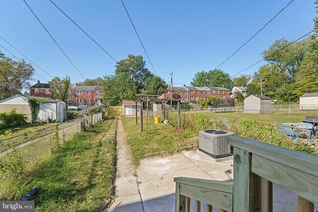 Building Photo - BEAUTIFUL 3 Bedroom 2 Bathroom Home