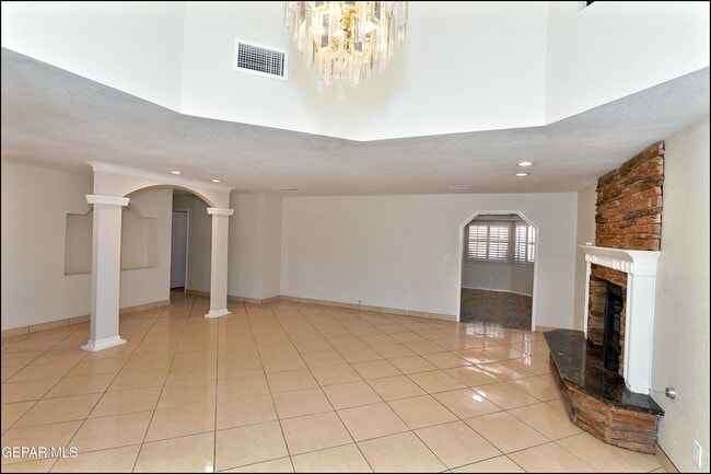 Building Photo - 11620 Laura Marie Dr