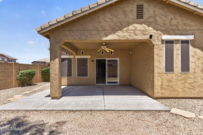 Building Photo - 10639 W Alex Ave