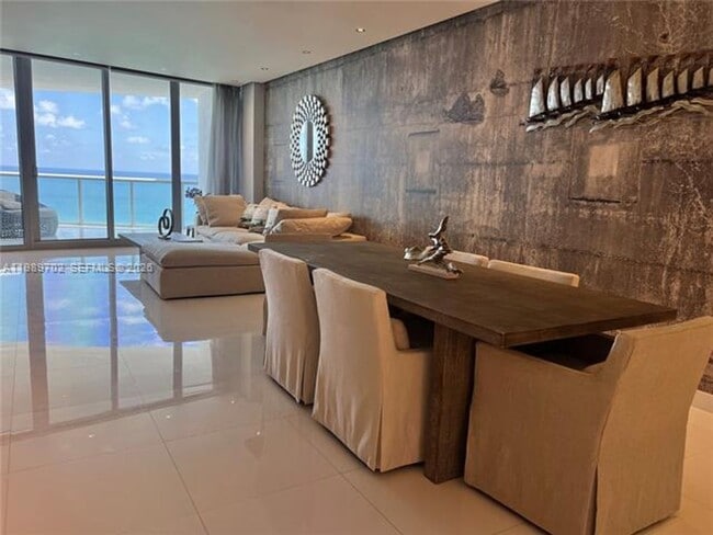 Building Photo - 17121 Collins Ave