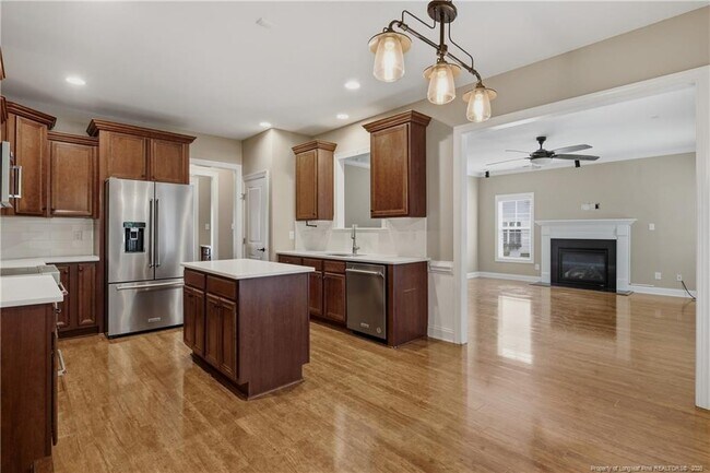 Building Photo - 138 Valley Pines Cir