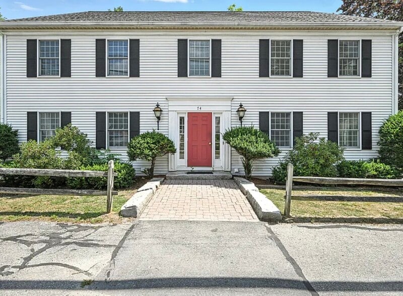 Primary Photo - 74 Second St