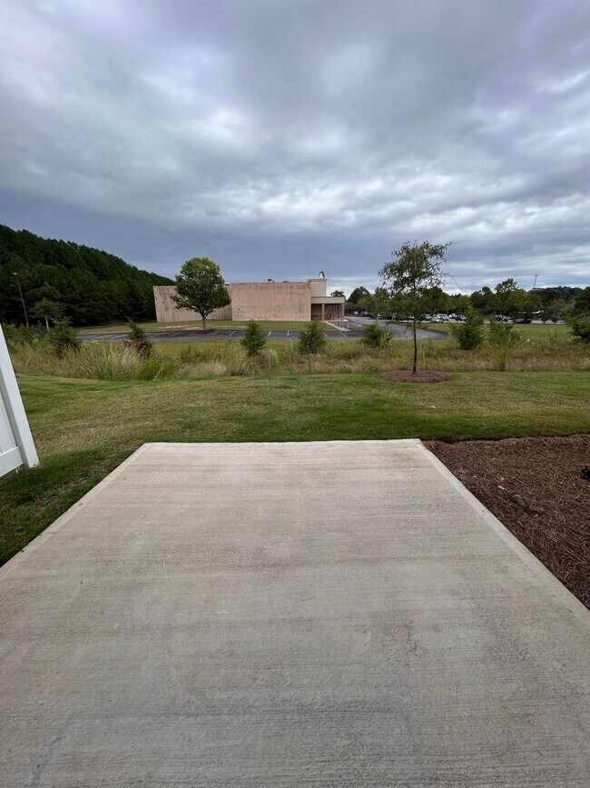 Building Photo - 108 Founders Dr