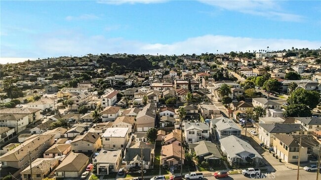 Building Photo - 959 W 17th St