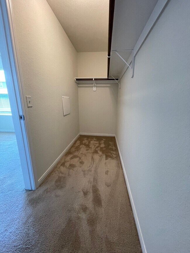 Building Photo - 12306 Skyview Rise Ct
