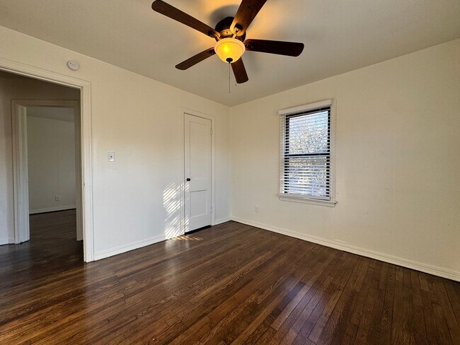 Building Photo - Charming Home for Rent