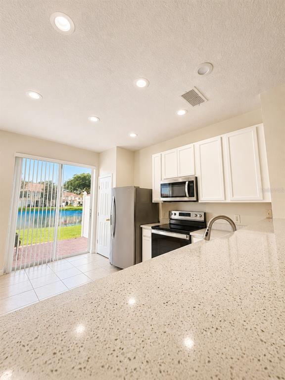 Building Photo - 5269 Paradise Cay Cir