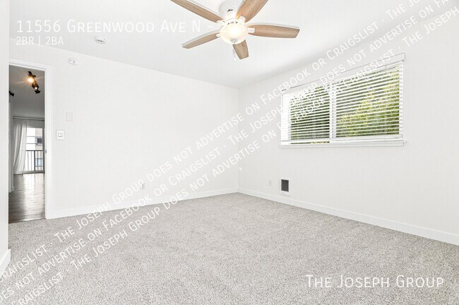 Building Photo - 11556 Greenwood Ave N
