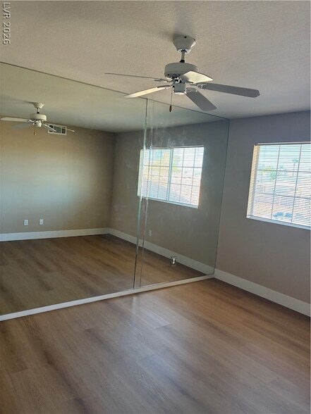 Building Photo - 8168 Autumn Star Ave