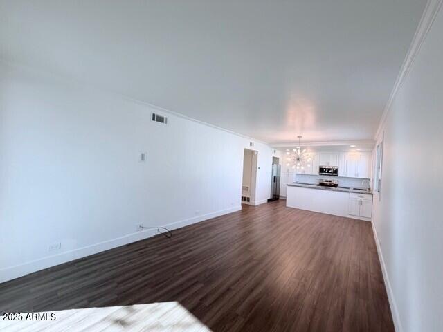 Building Photo - 6936 E 3rd St