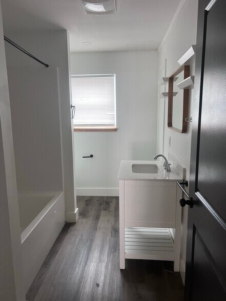 Building Photo - 209 Emerson Mill Rd