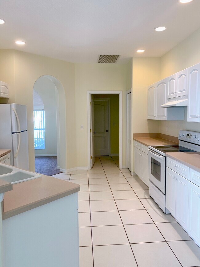 Building Photo - 61 Ebb Tide Dr