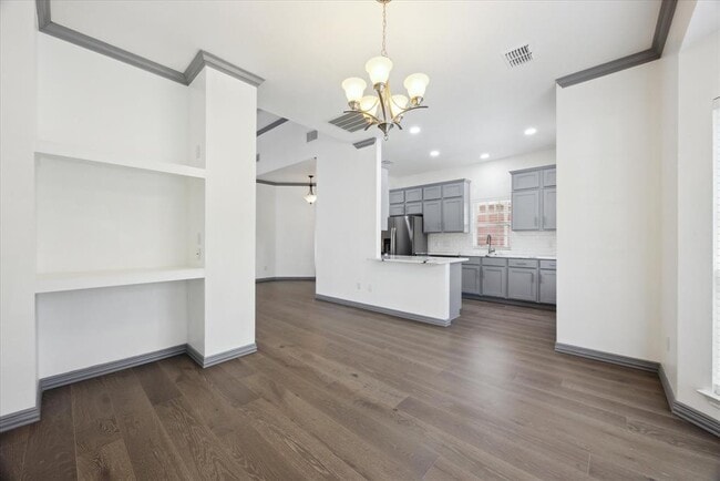 Building Photo - 4506 Glomar Ave