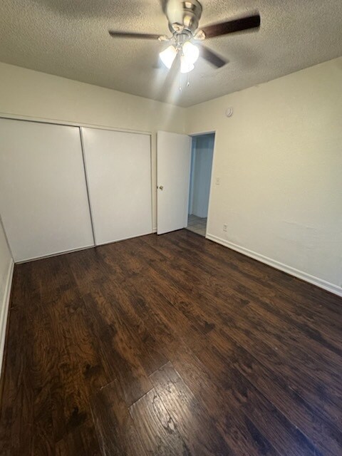 Building Photo - 8356 Amigo Ave