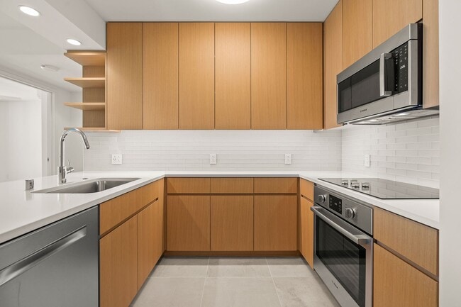Primary Photo - Sky Ala Moana West #2204 — 1BR/1BA/1PK — $...