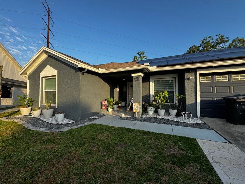 Building Photo - 744 Palmer Ct