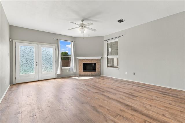 Building Photo - 5813 Touchstone Dr