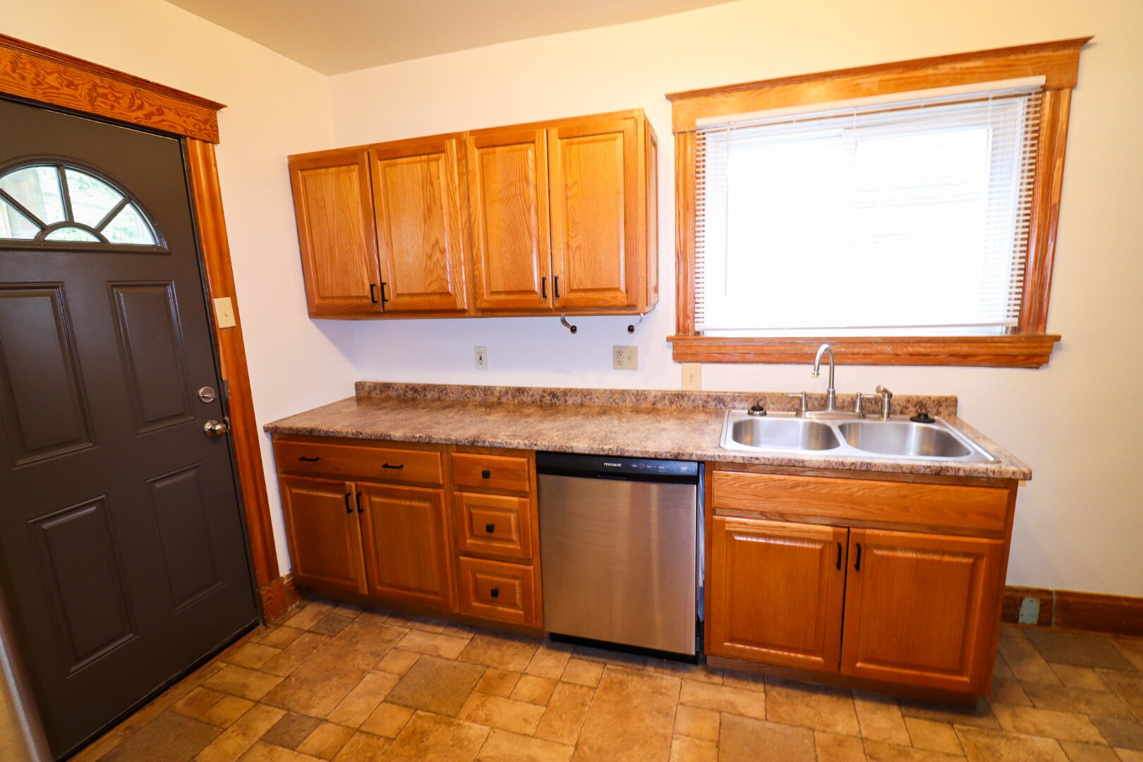 Building Photo - 2318 Moerlein Ave