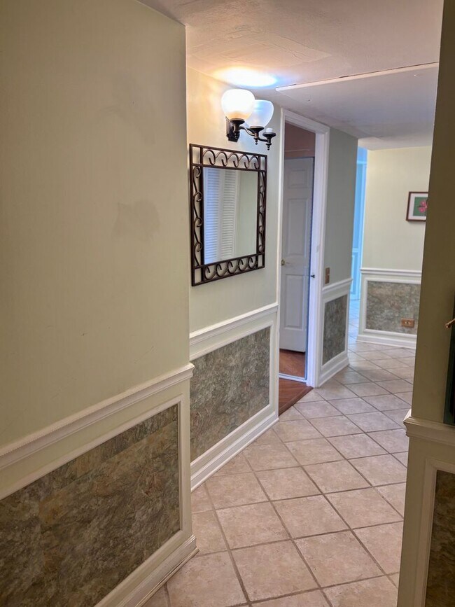 Building Photo - Available Now | 2 Bedroom, 2 bathroom, 1 a...