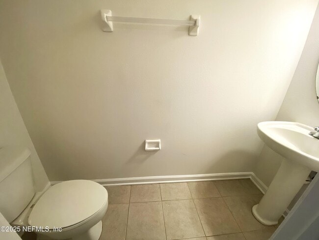 Building Photo - 4838 Parkhurst Pl