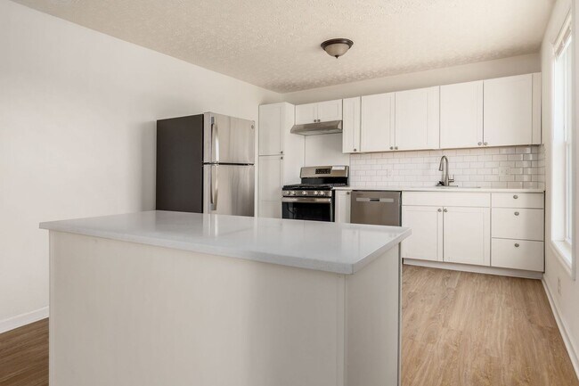 Building Photo - 1109-1111-1111 Franklin Ave