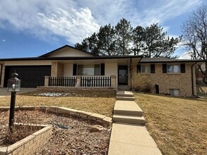 Building Photo - Charming Arvada Ranch