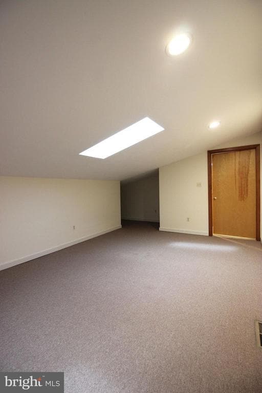 Building Photo - 6872 Melrose Dr