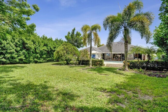 Building Photo - Boca Raton Beautifully Updated 4 Bedroom Pool Home