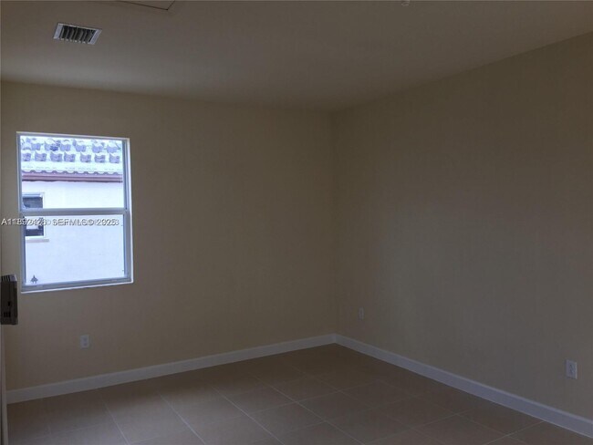 Building Photo - 17105 SW 96th St