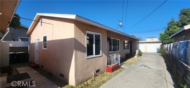 Building Photo - 8424 Beechwood Ave