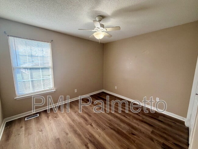 Building Photo - 104 Shipyard Blvd