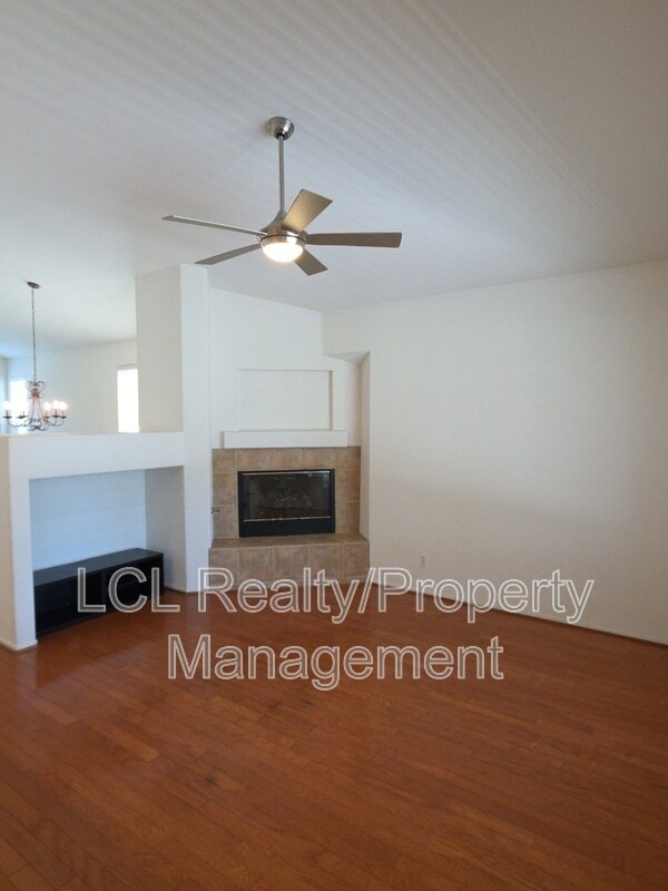 Building Photo - 28943 Baywater Dr
