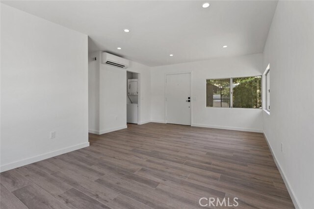 Building Photo - 1757 June Ln