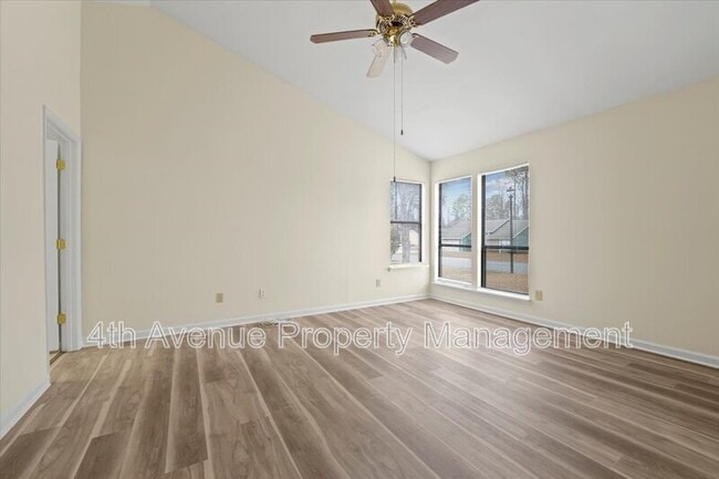 Building Photo - 500 Padens Chase Ct