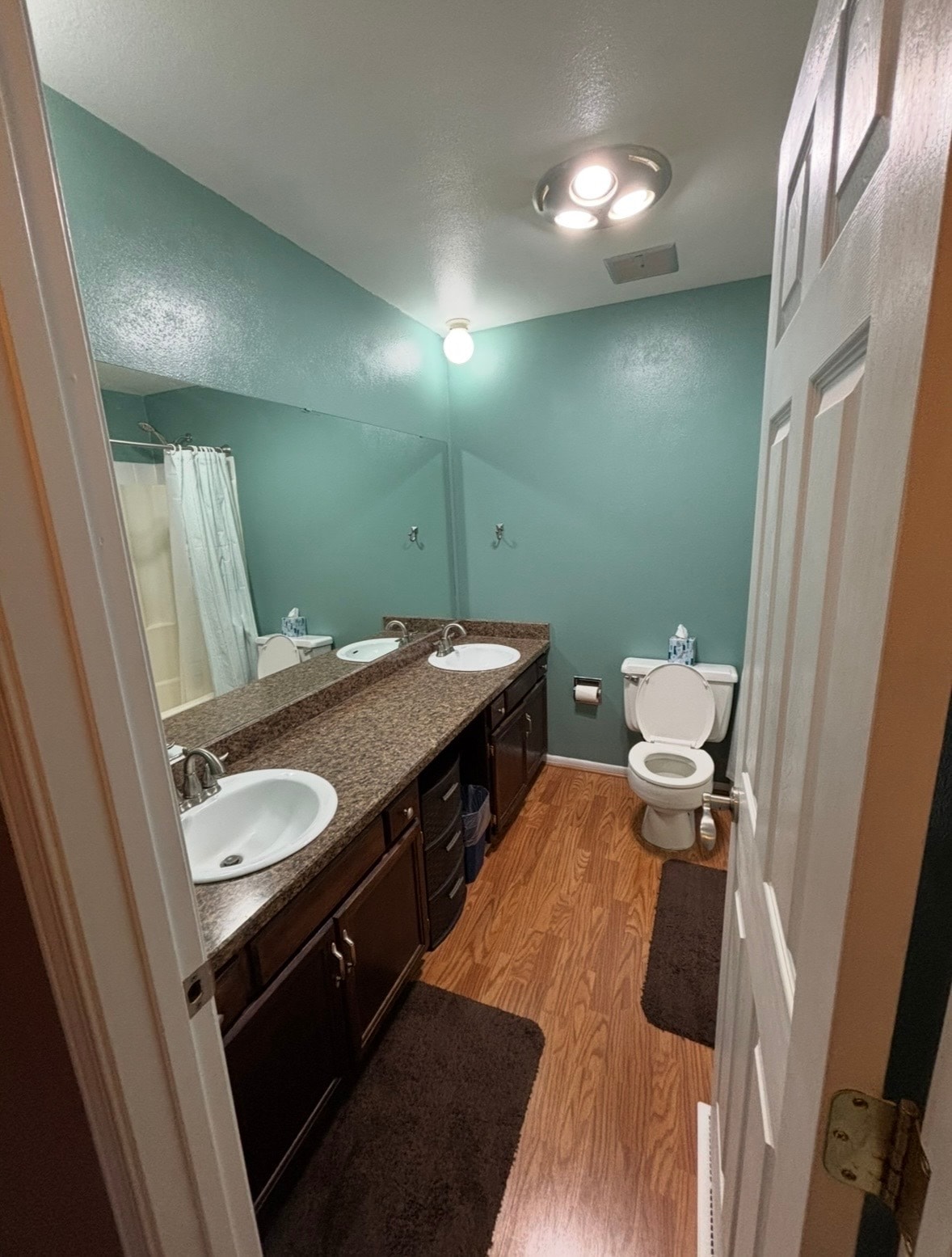 Building Photo - 3227 Lynn Ave