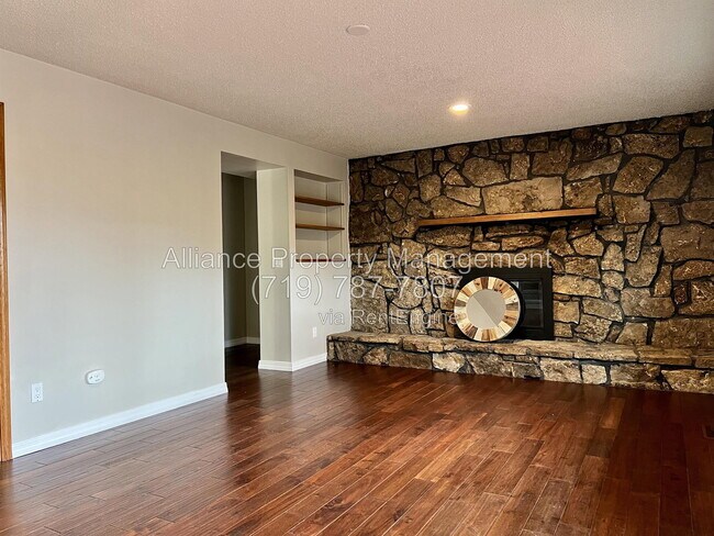 Building Photo - 6318 Galway Dr