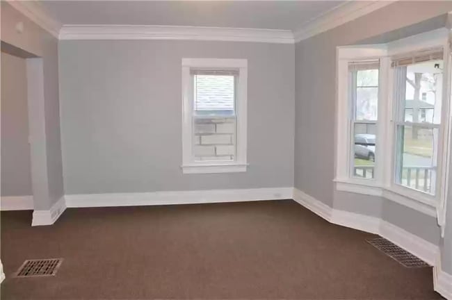 living - 80 Carthage St