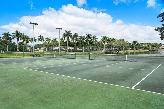 Building Photo - 1713 Carriage Brooke Dr