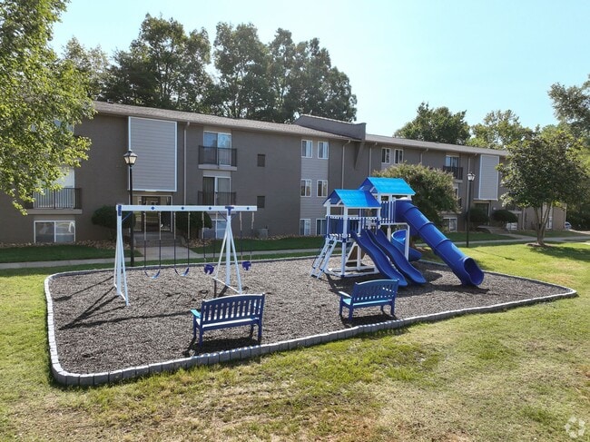 Building Photo - Pearl at High Point