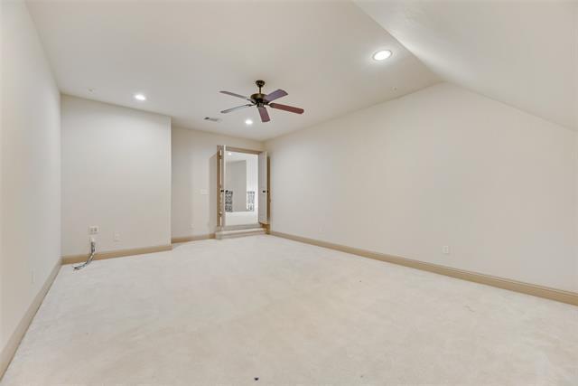 Building Photo - 2137 Langdon Dr