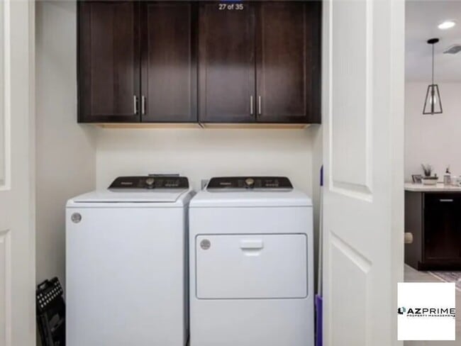 Building Photo - Nice Homes