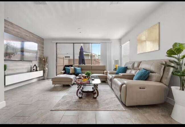 Building Photo - 4785 Terra Esmeralda Dr